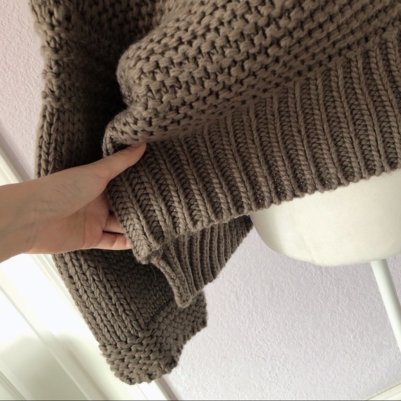Turtle neck sweater - Picture 3 of 7